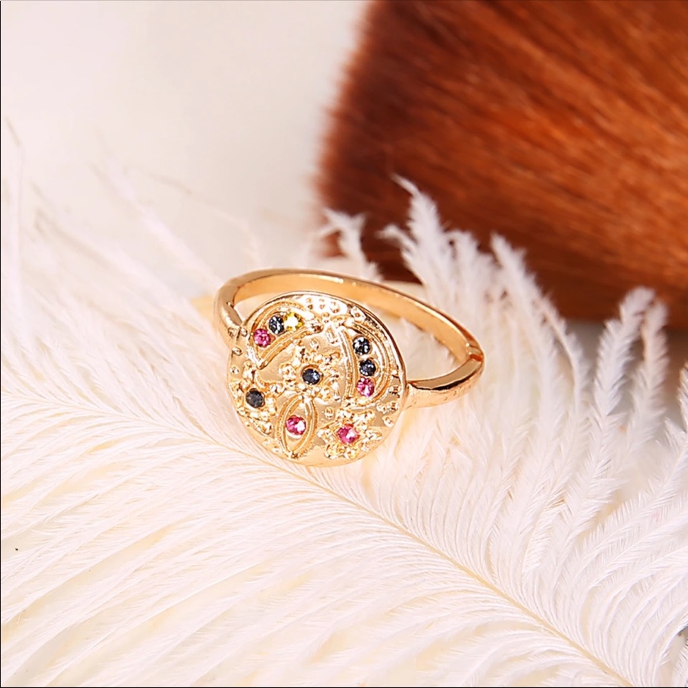 BOHEMIAN CRYSTAL DISC GOLD RING - Picture 2 of 4